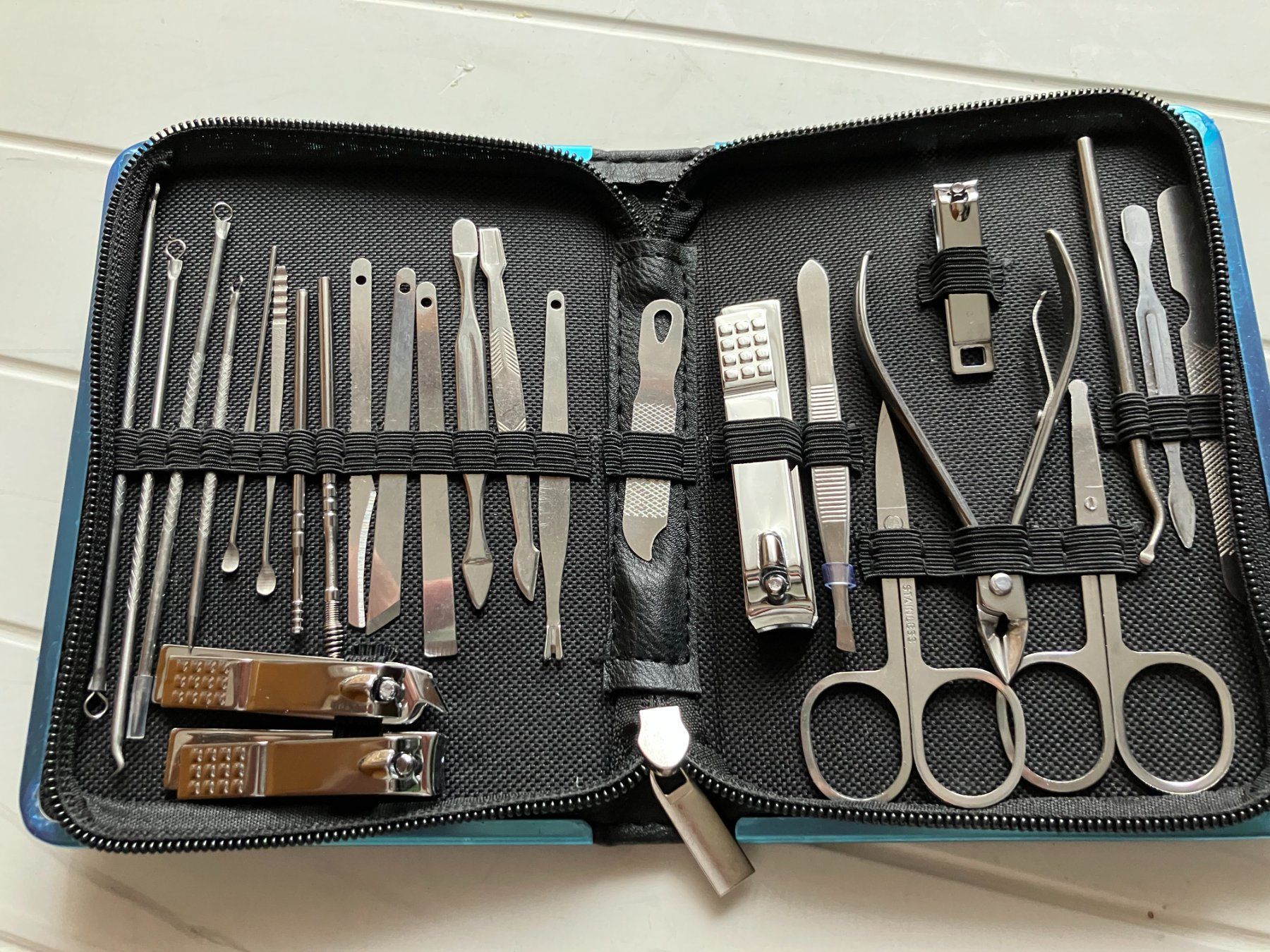 Ongles artificiels: Manicure-Set neu – Neuf avec emballage d'origine à Aadorf par heiluz15