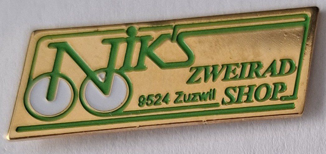 Placchette & Badge: Zweiradshop Zuzwil – Usato da Hinterkappelen venduto da Schampus 1