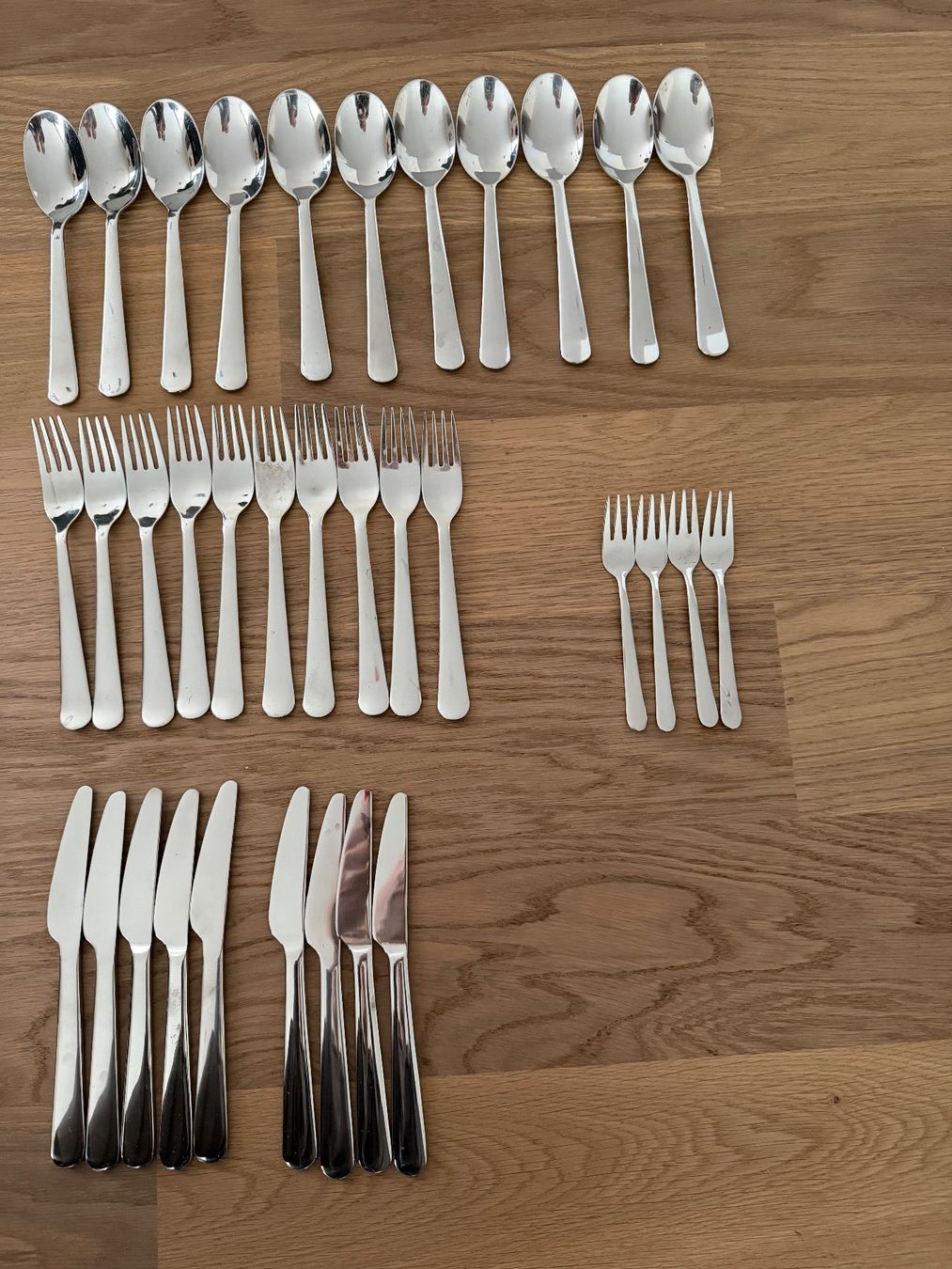 Ikea Set di posate: DRAGON Ikea Besteck – Usato da Kloten venduto da canela9