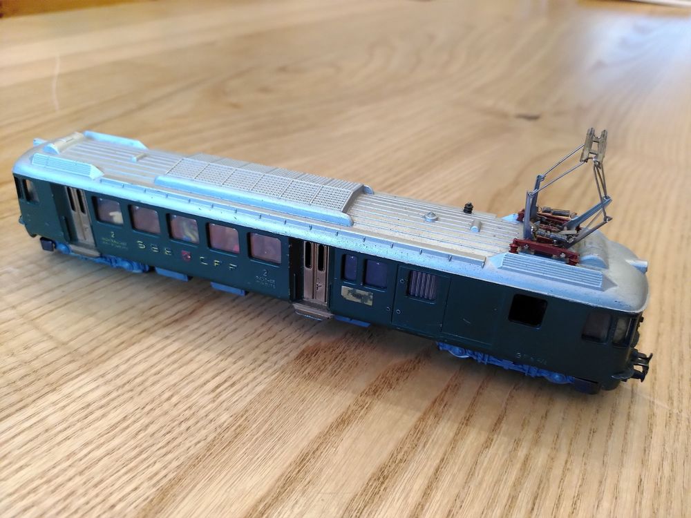 Märklin: RET 800. Lokomotive Re 4/4 SBB CFF (Gebraucht) in Fontaines NE