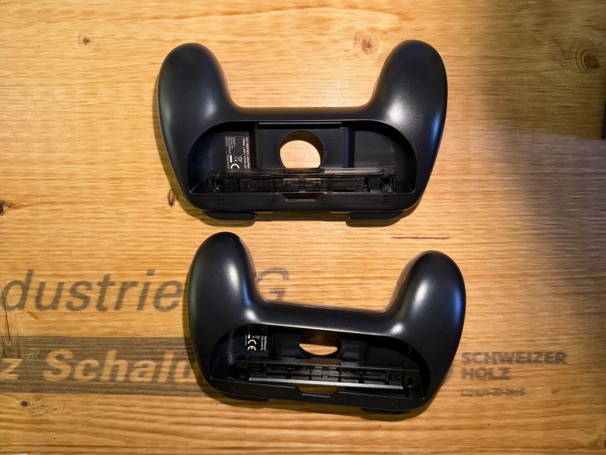 Nintendo Manettes: Joy Con grip Nintendo switch 2 – Neuf (Voir description) à Steinhausen par rom_2yy8 2