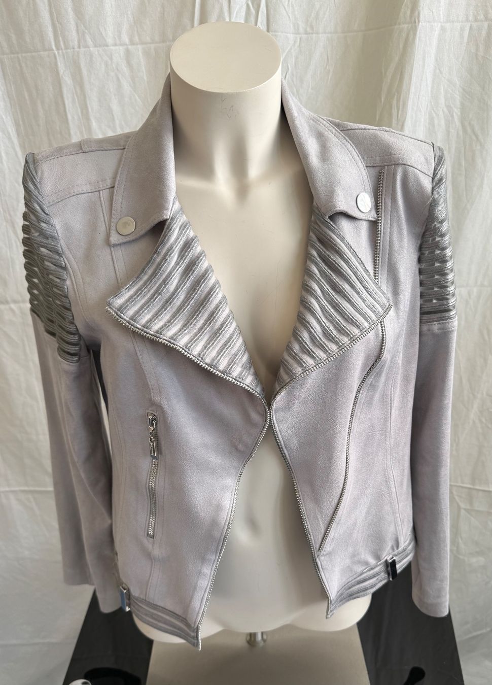 Giacche: Jacke von Extenso Paris Gr. 40 – Usato da Pfäffikon ZH venduto da Margot1
