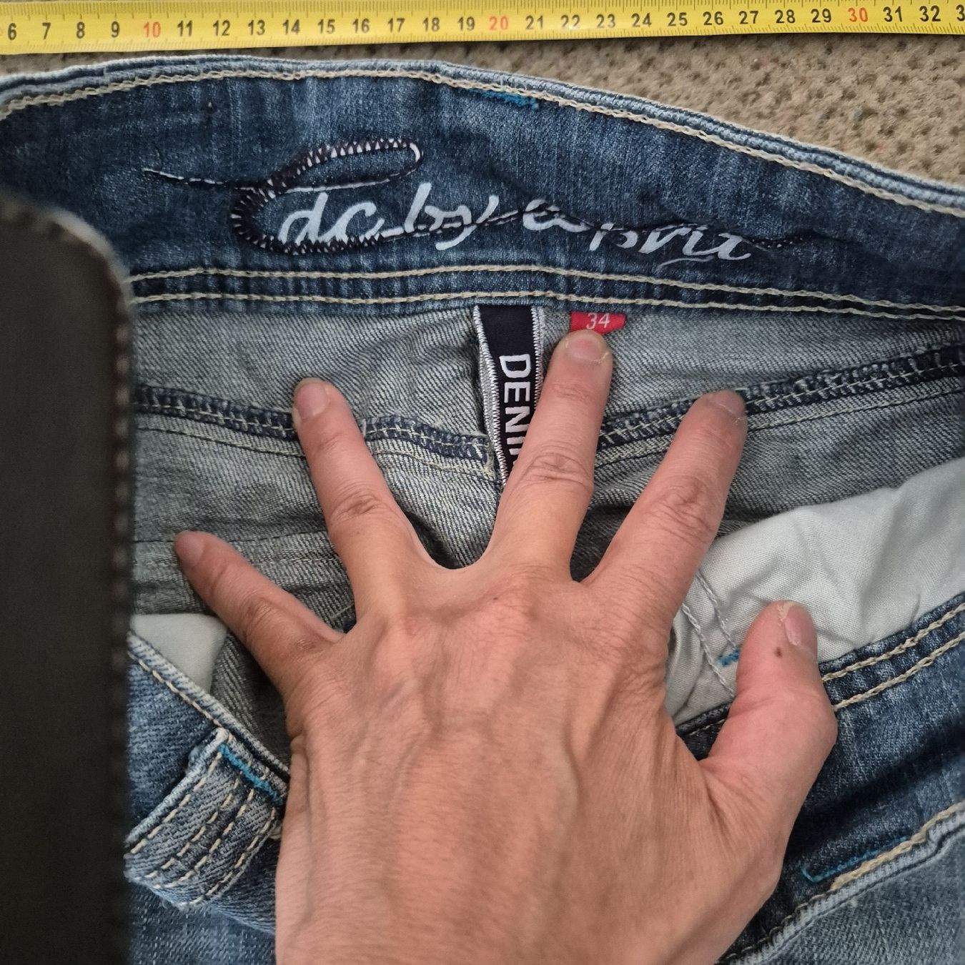 Röcke: Jeansrock Esprit Grösse 34, Abercrombie Gr.24 – Gebraucht aus Münchenstein von yes_l59n 3