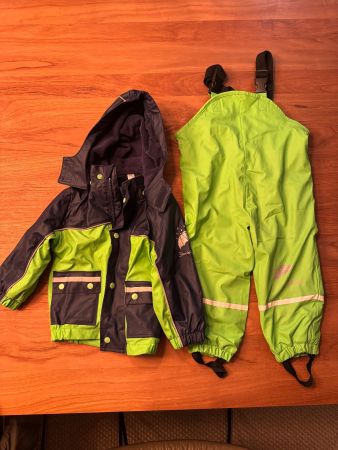 Outdoorbekleidung Kinder Gr. 80