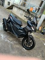 Roller Aprilia SR GT 125 neu guter Zustand