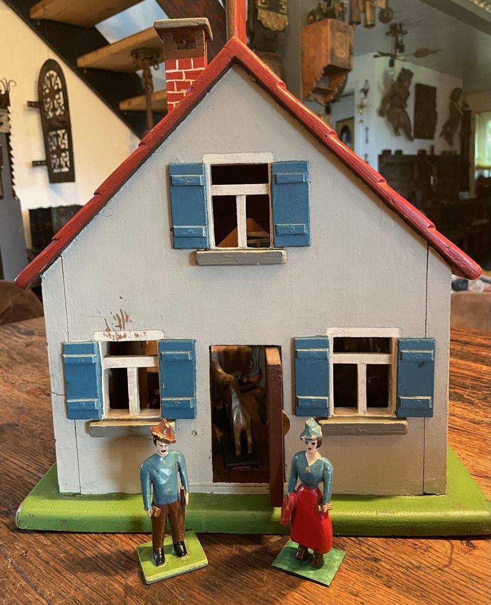 Giocattoli: Antiker Stall Haus Holz geschnitzt Kühe – Usato da Rorschacherberg venduto da farmer61 5