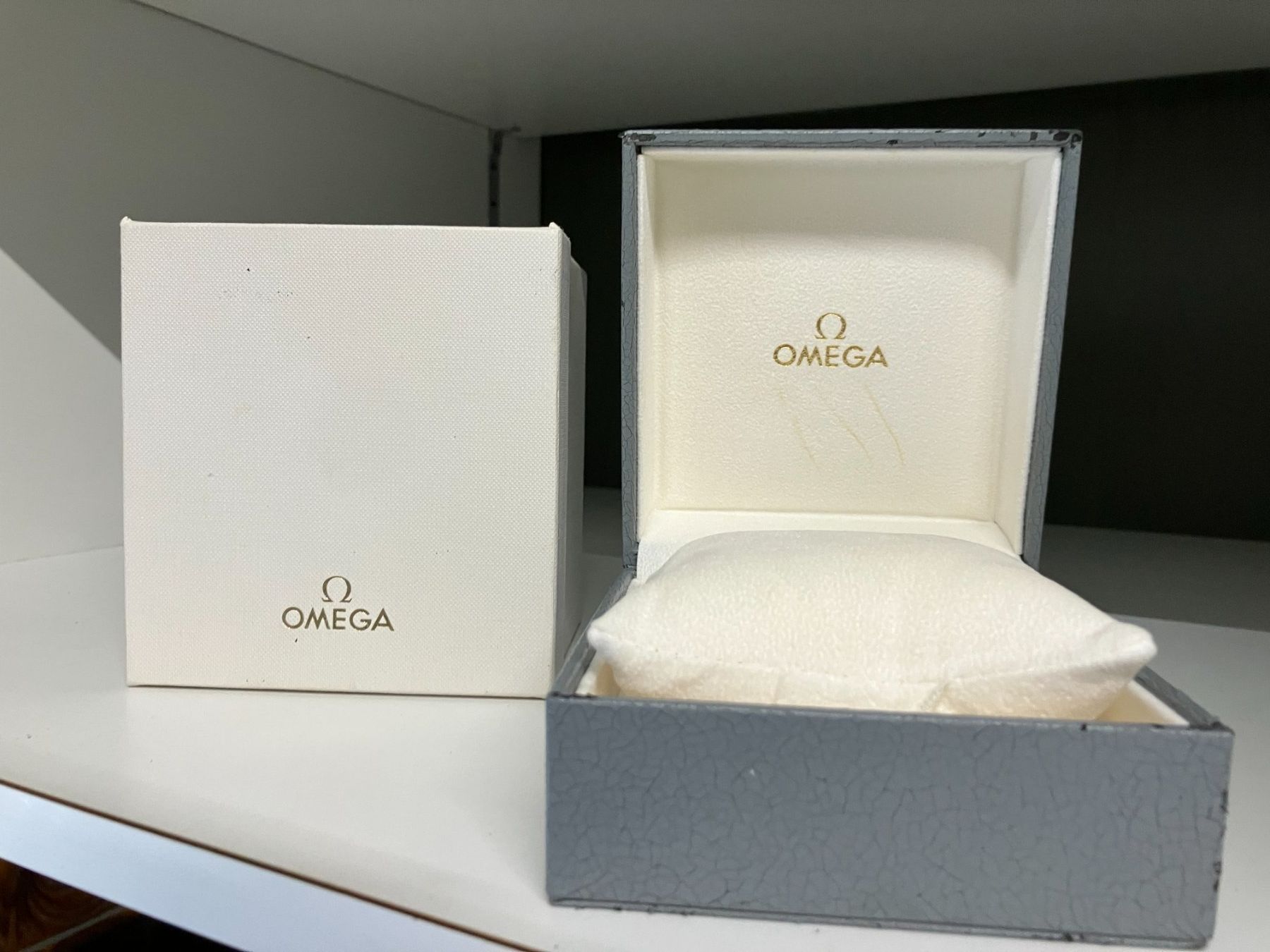 Boîtes de montres: OMEGA Uhrenbox – D'occasion à Aadorf par heiluz15