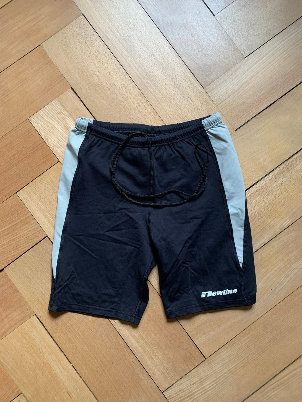 Pantaloni: NEWLINE - Sport Shorts M – Usato da Zürich venduto da Diazaio
