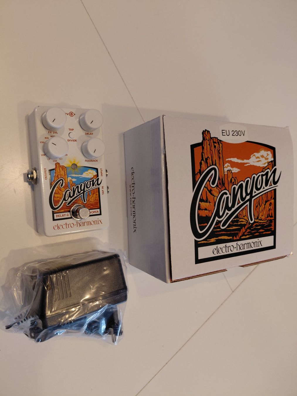 Electro-Harmonix Instruments de musique: EHX Canyon – Pédale de delay – D'occasion à Yverdon-les-Bains par auni