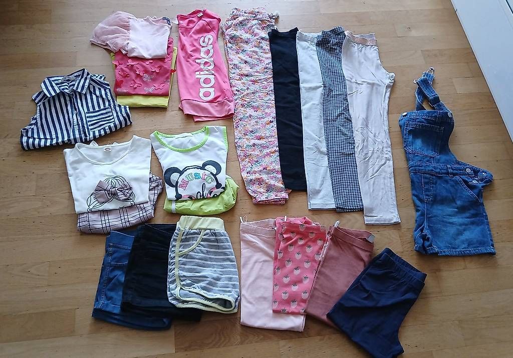 Lotti & Set di vestiti: Mädchen sommerkleider Set gr. 140 – Usato da Bern venduto da dmanci