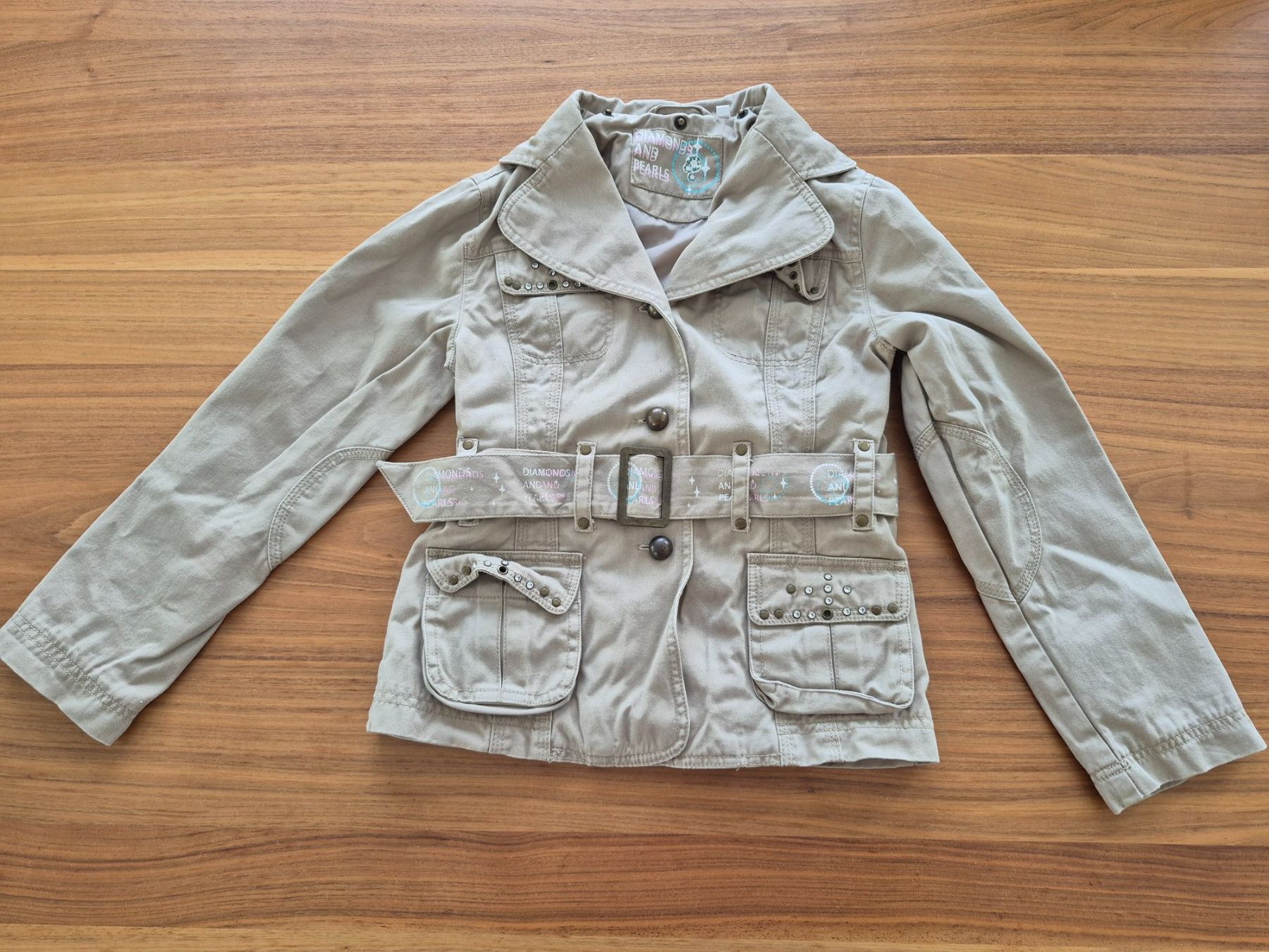 C&A Giacche & Cappotti: Übergangsjacke Gr. 134 – Usato da Lengnau AG venduto da m5f1r9 2
