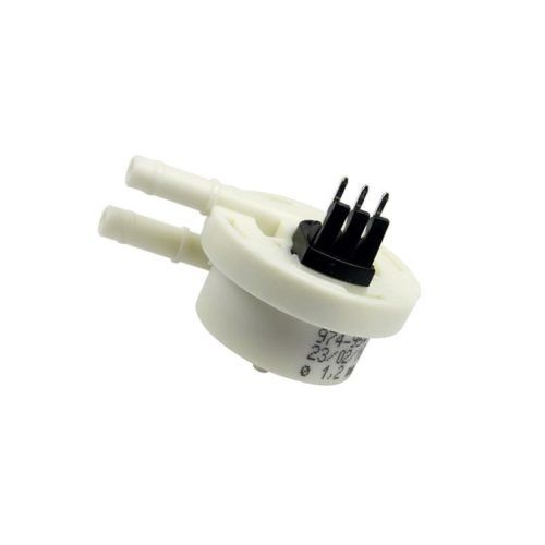 Nespresso Macchine per caffè & Macchine per espresso: Flowmeter mit Schlauch CITIZ – Nuovo (secondo la descrizione) da Reinach (AG) venduto da Luxag