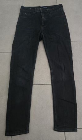 Jeans Damen schwarz Grösse 40 guter Zustand