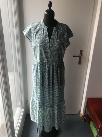 NILE Kleid