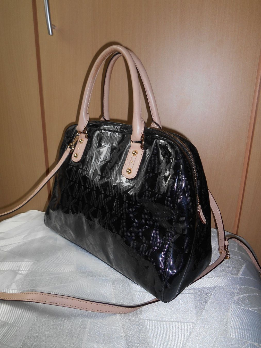 Michael Kors Borse da donna: Michael Kors Leder Handtasche – Usato da Basel venduto da chien008 1