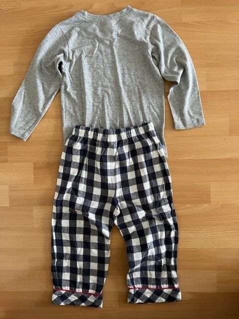 Pigiama & Simili: Pyjama Gr. 104 – Usato da Wabern venduto da MagdalenaWabern 1