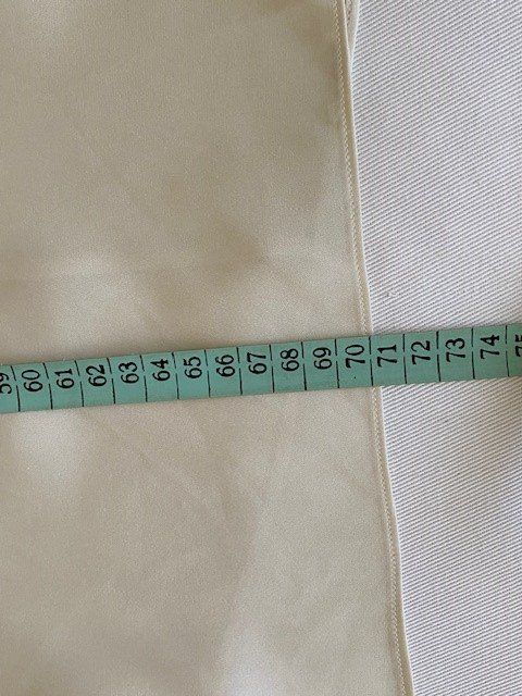 Blusen: Seidenbluse ab CHF 1,- – Gebraucht aus Adligenswil von Propylon 3