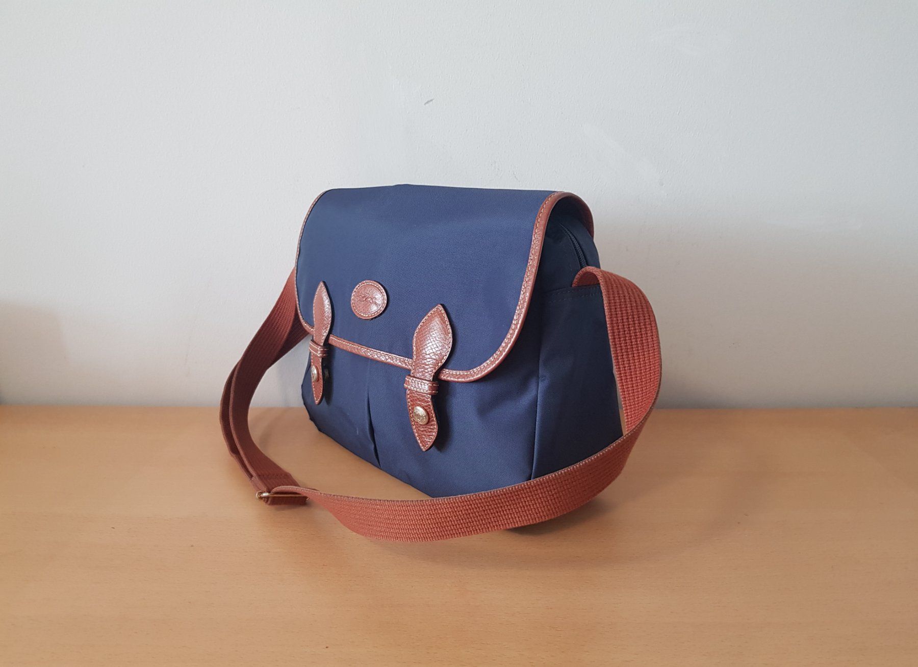 Longchamp Borse da donna: Longchamp Le Pliage Umhängetasche – Usato da Basel venduto da Birs868 2