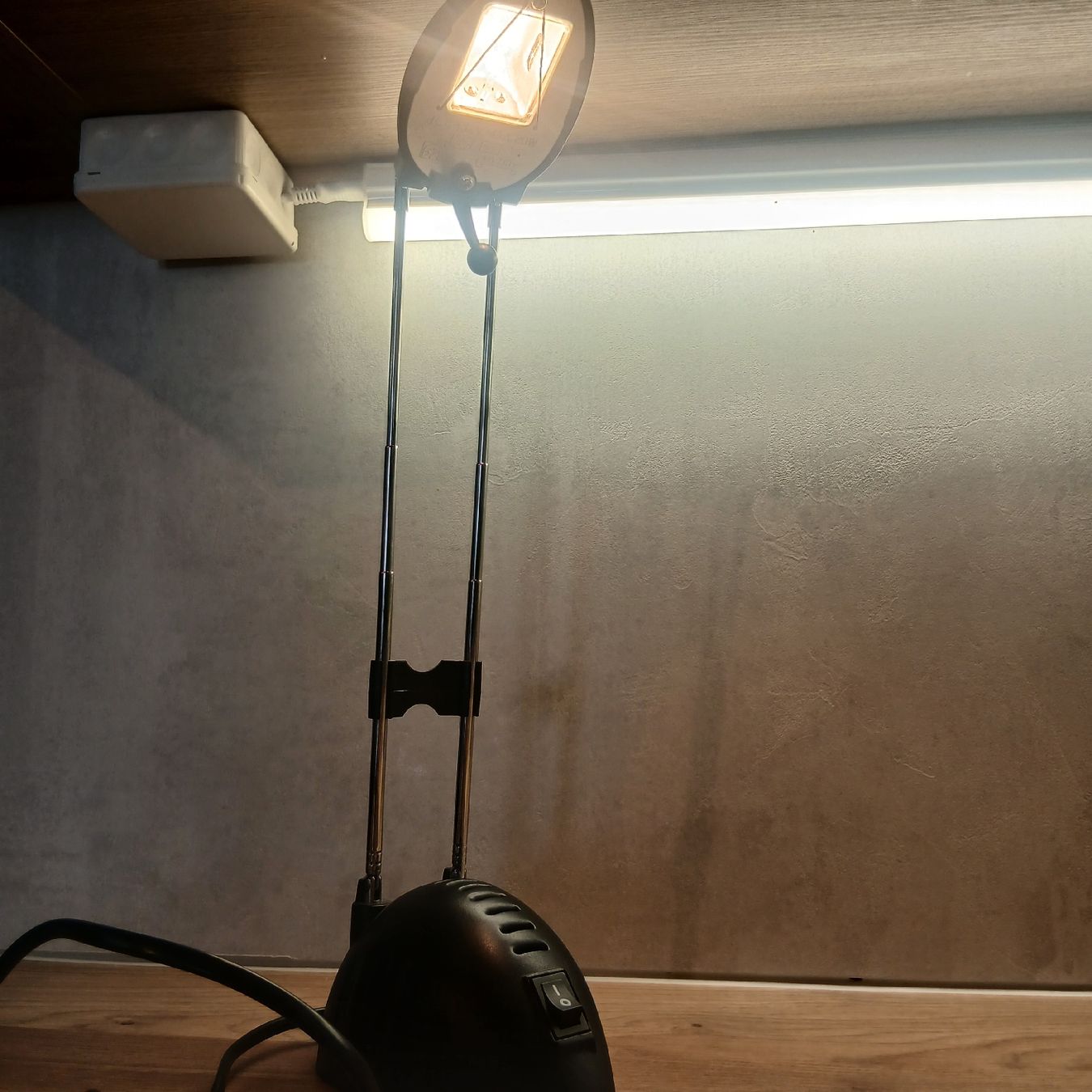 Lampade: Schreibtischlampe, verstellbar – Usato da Rapperswil SG venduto da Danii008 1