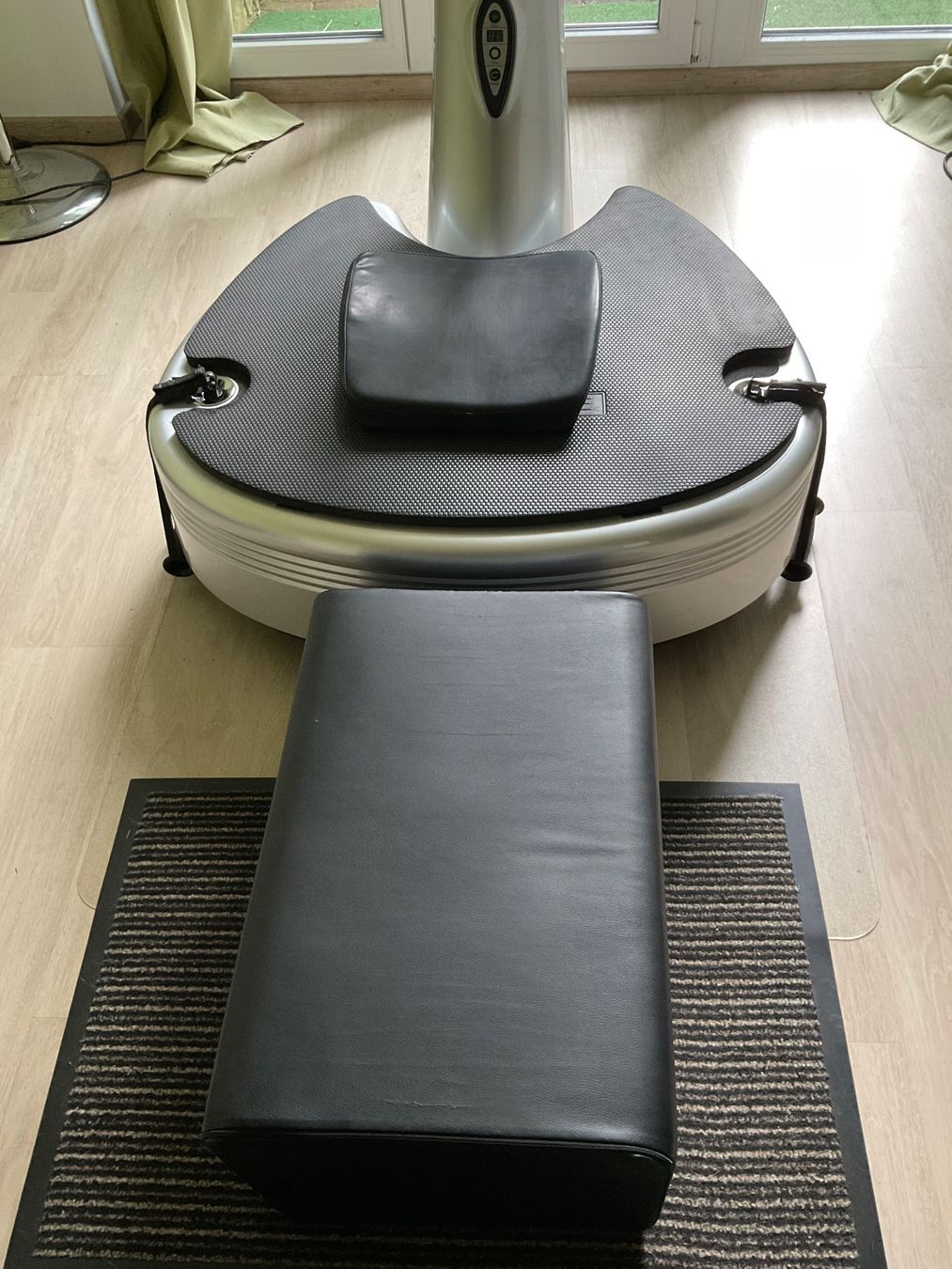 Power Plate Hometrainer: Power Plate Pro 7 – Usato da Delémont venduto da vinylfreak01 3