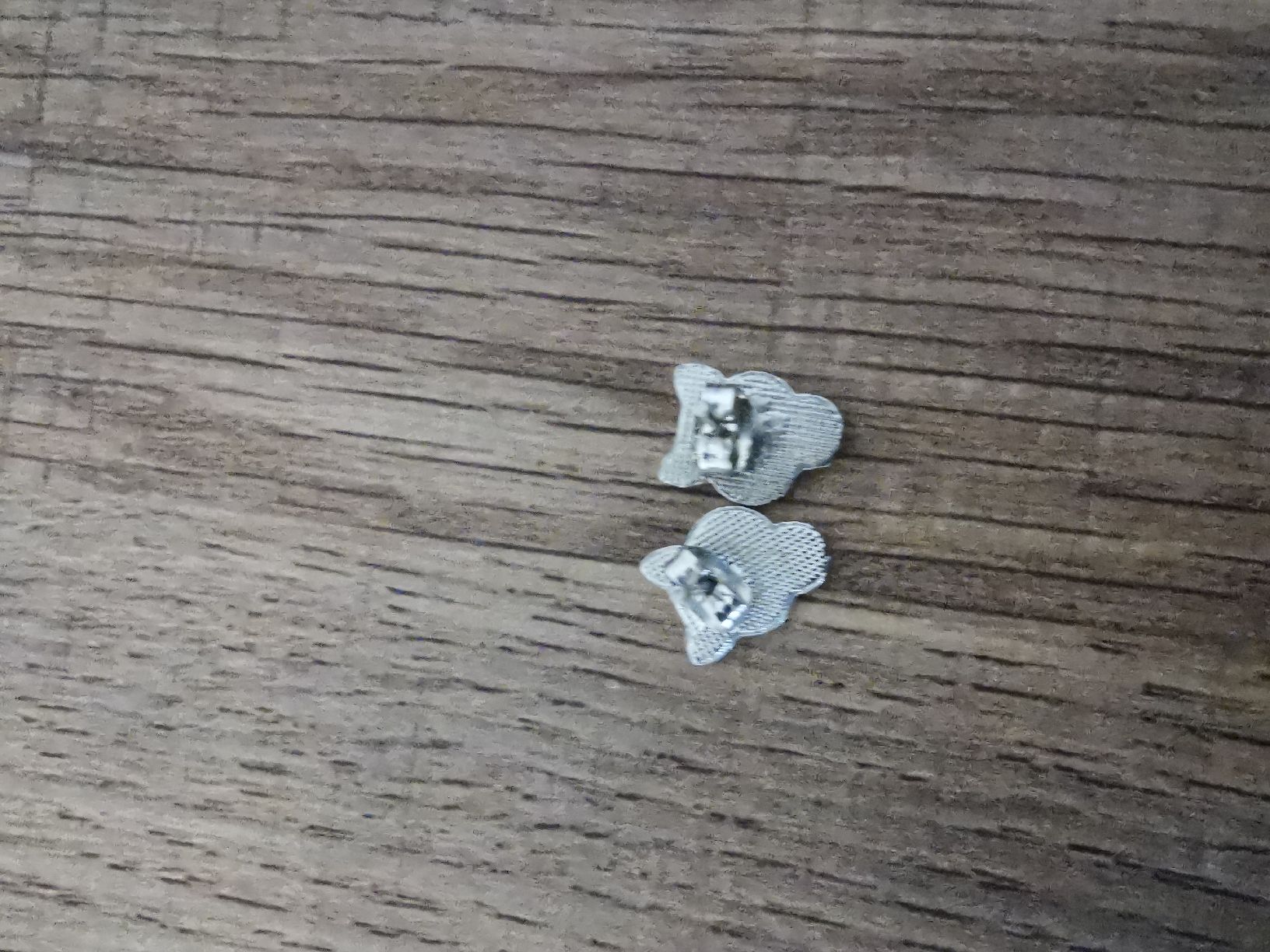 Boucles d'oreille: Süsse Ohrstecker mit Katzen Design – D'occasion à Bonaduz par TheCahenzli 1