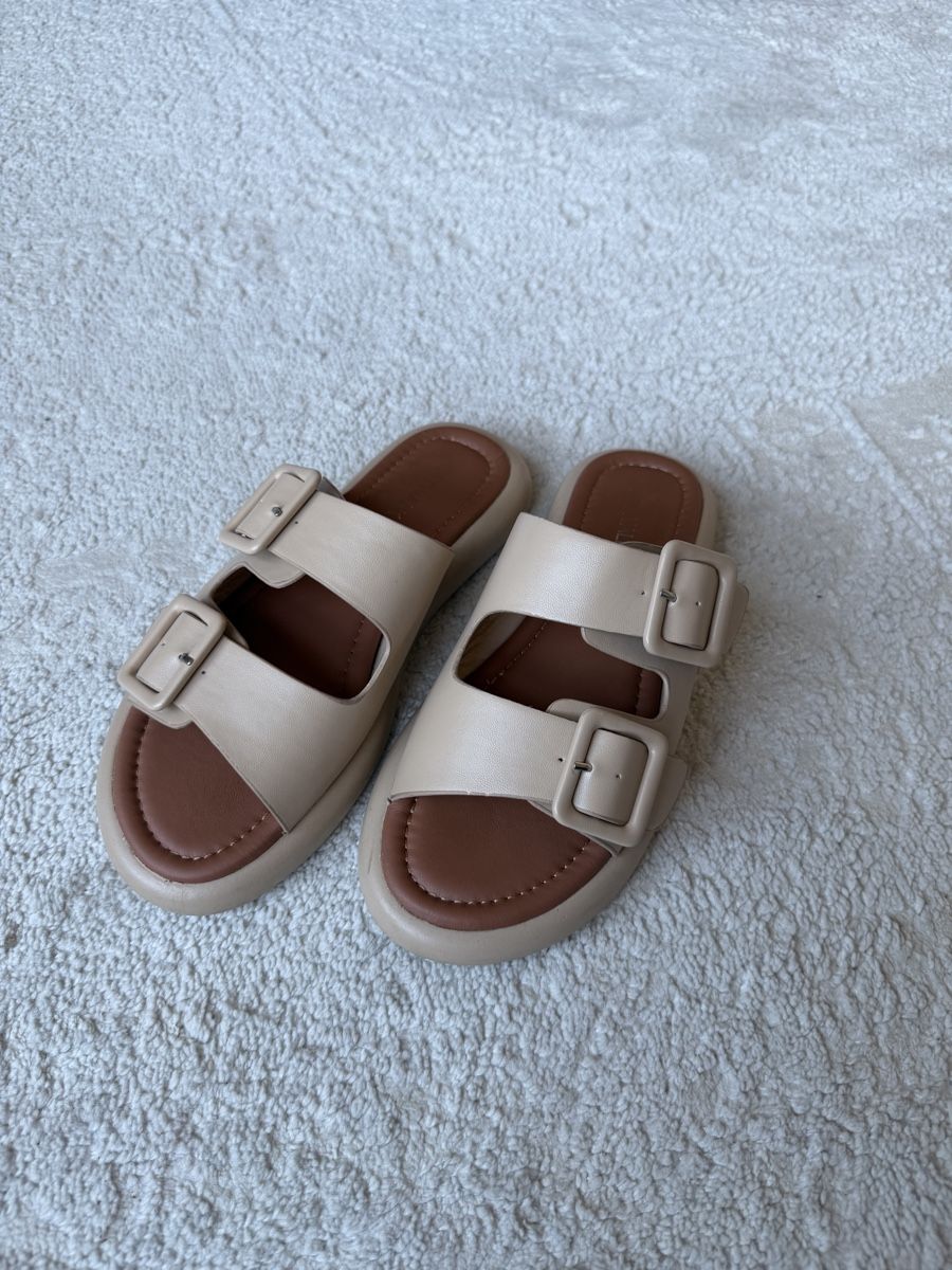 Scarpe da donna: Sandals beige, size 37 – Usato da Dübendorf venduto da ilianalou 3
