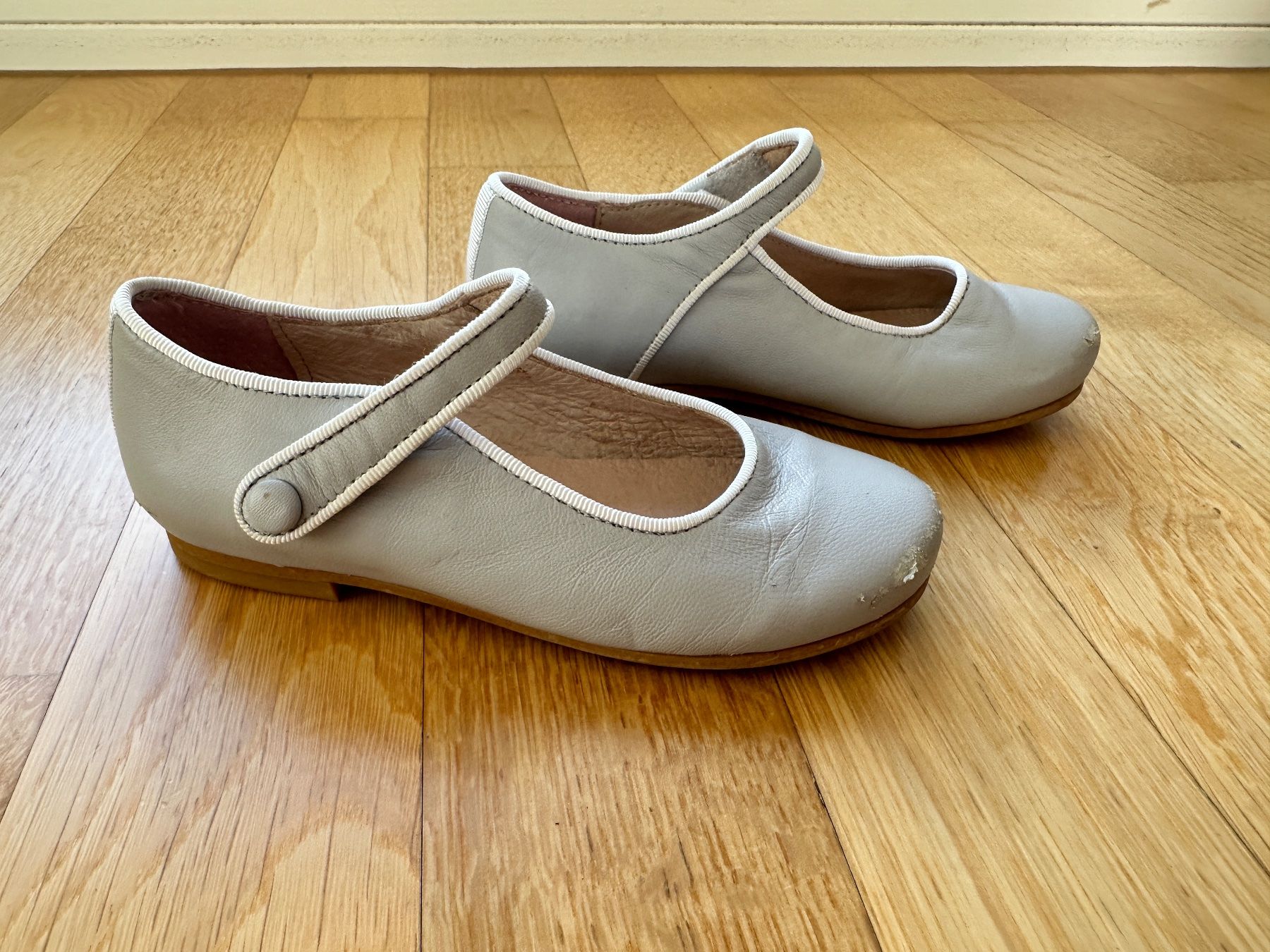 Scarpe per ragazzi: Kinderschuhe - Jacardi - Grosse 26 – Usato da Baden venduto da polveres 1