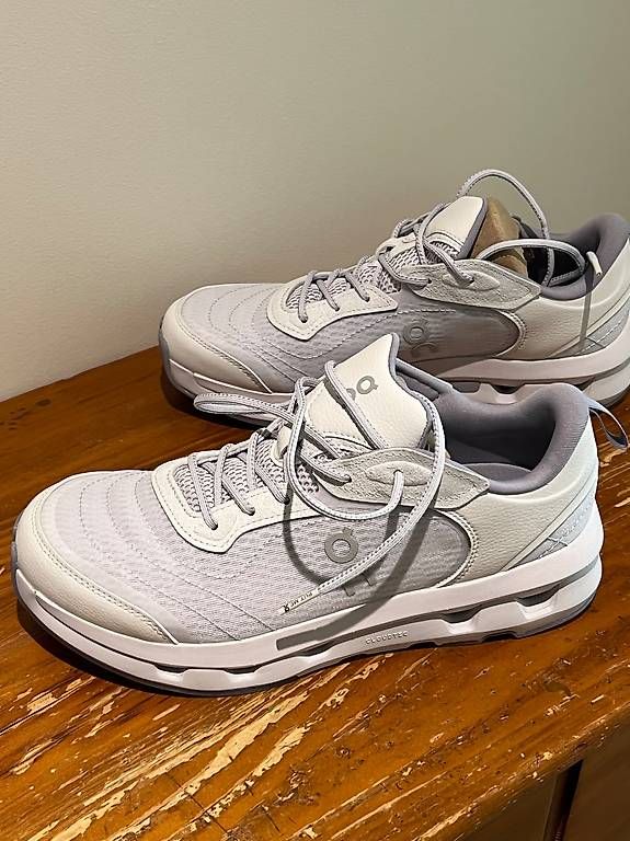 Damenschuhe: Chaussure On Cloudzone moon femme – Gebraucht aus Neuchâtel von Nadiahon