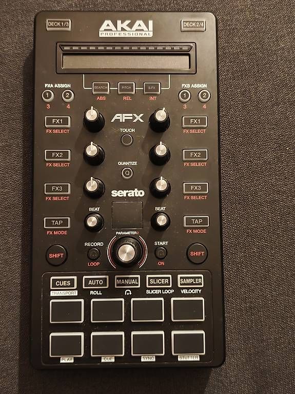 Akai Console di mixaggio: Akai AFX Pro OVP inkl. Decksaver – Usato da Rothenthurm venduto da Djmaxima 3