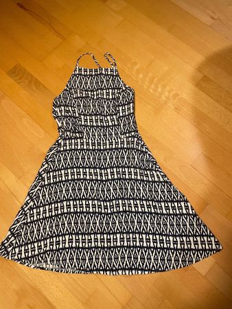 Blau Weiss Sommerkleid Gr. 34 von H&M