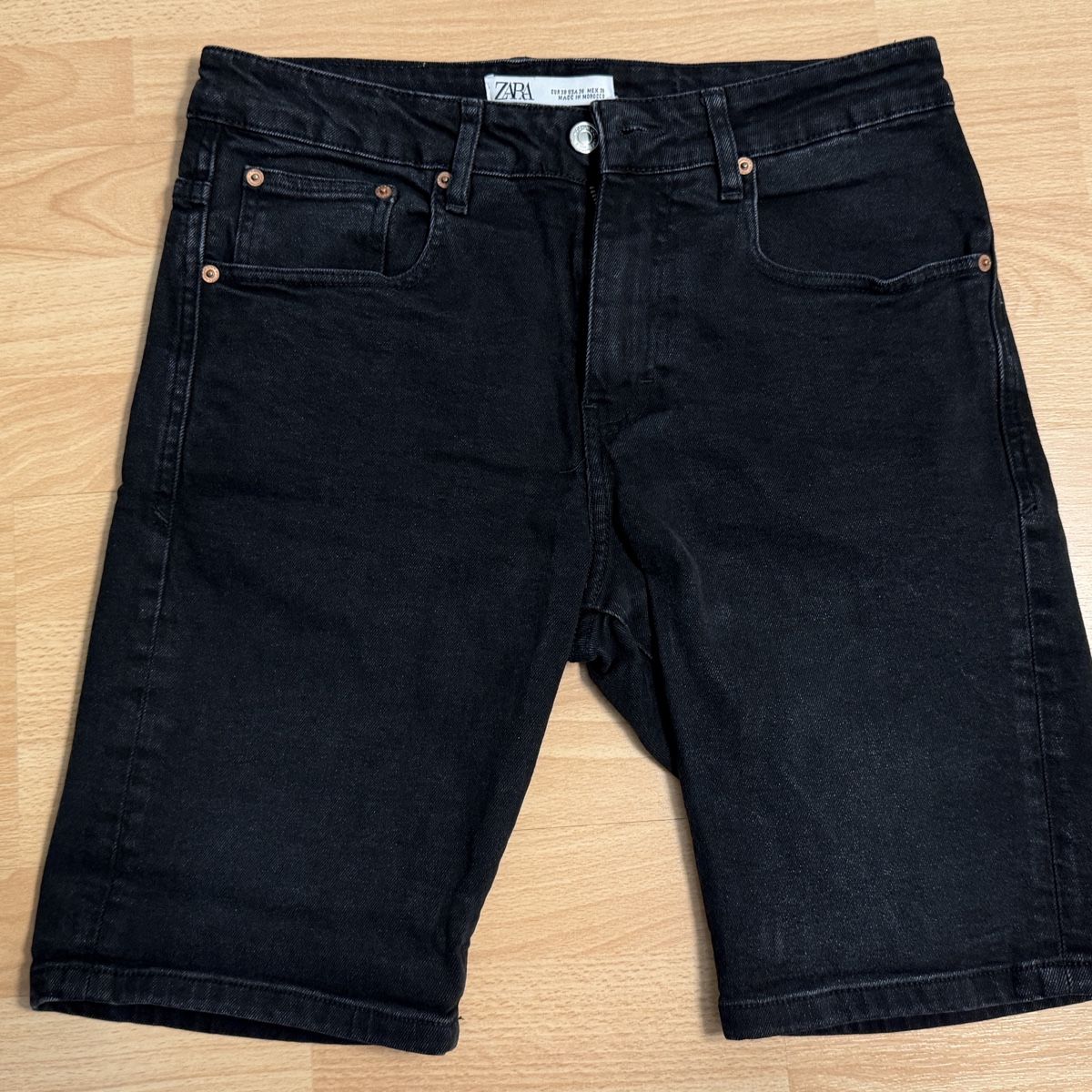 Zara Jeans: Zara Shorts – Gebraucht aus Kilchberg ZH von King_Arth
