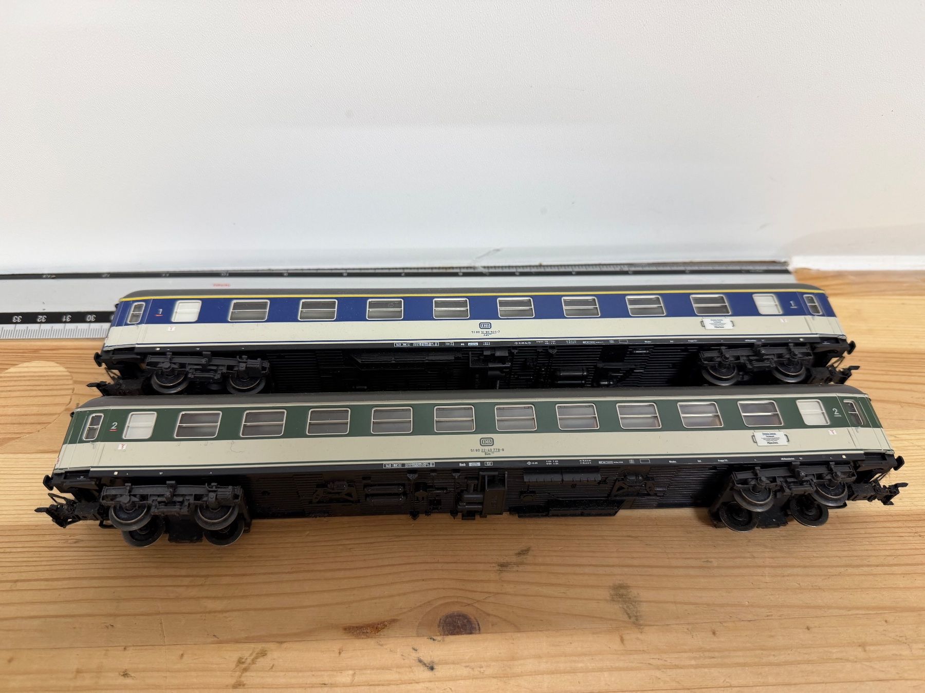 Märklin Modelleisenbahnen: Märklin 42943 Schnellzugwagen-Set – Gebraucht aus Büsserach von ModellbahnDepot 3