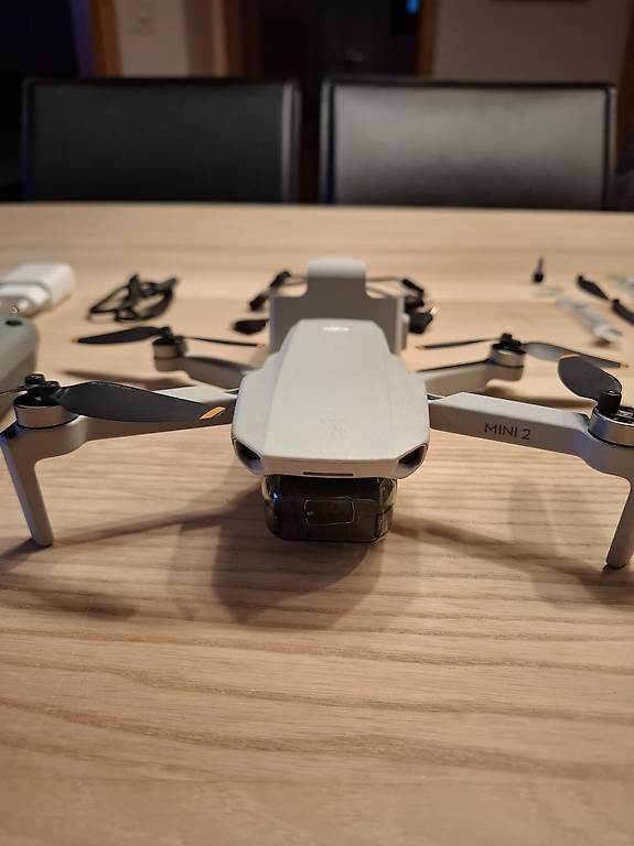 DJI Camcorder: DJI Mini 2 Fly More Combo – Gebraucht aus Tartar von FabioQr 2