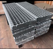 12x  Feuerverzinkte-Metallstufen 80×27cm
