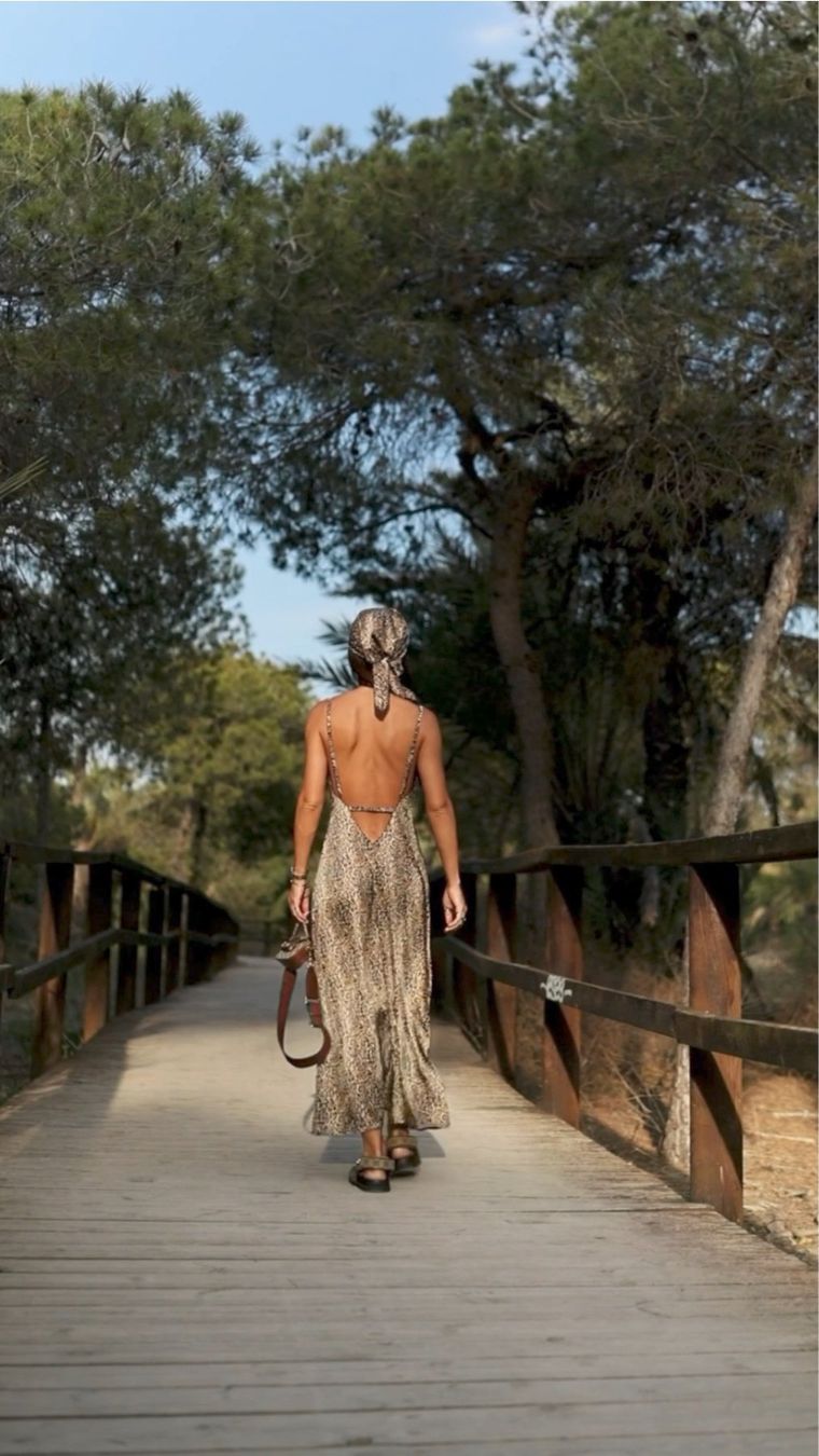 Vestiti: Leopard Print Maxi Summer Dress with Open Back size: M – Nuovo e nell'imballaggio originale da Zürich venduto da Ms.Me-Fashion 8