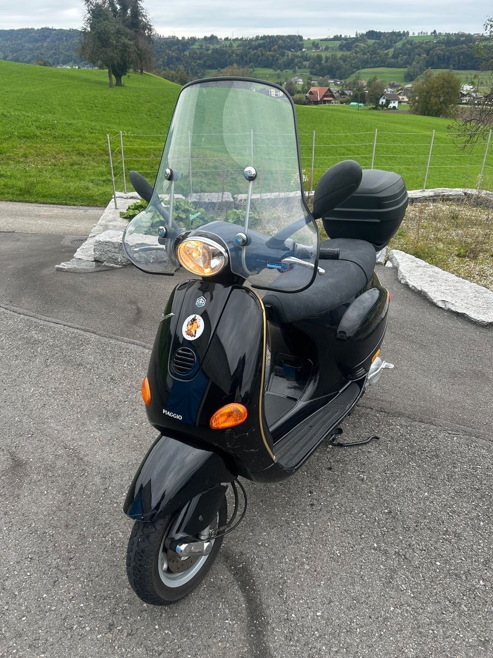 Piaggio Scooter: Piaggio Vespa ET4 125 mit MFK – Usato da Zug venduto da was_gyy2