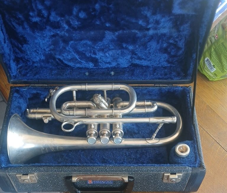 Besson Strumenti musicali: Cornet à piston  Fb. Besson angleterre – Usato da Corcelles-Payerne venduto da evalyne