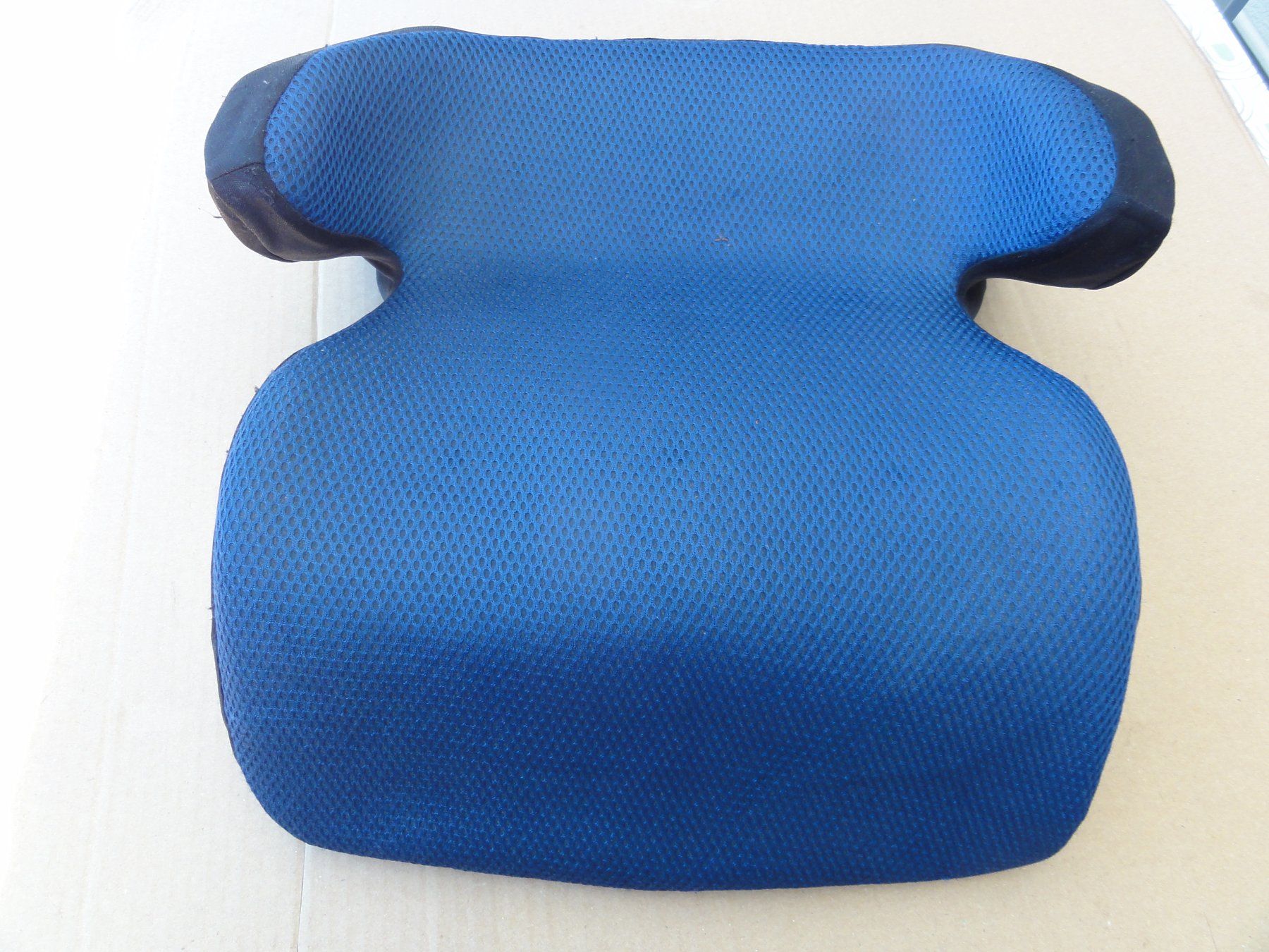 Seggiolini per auto: Kindersitz Sitzerhöhung blau schwarz – Nuovo (secondo la descrizione) da Ebikon venduto da 2297