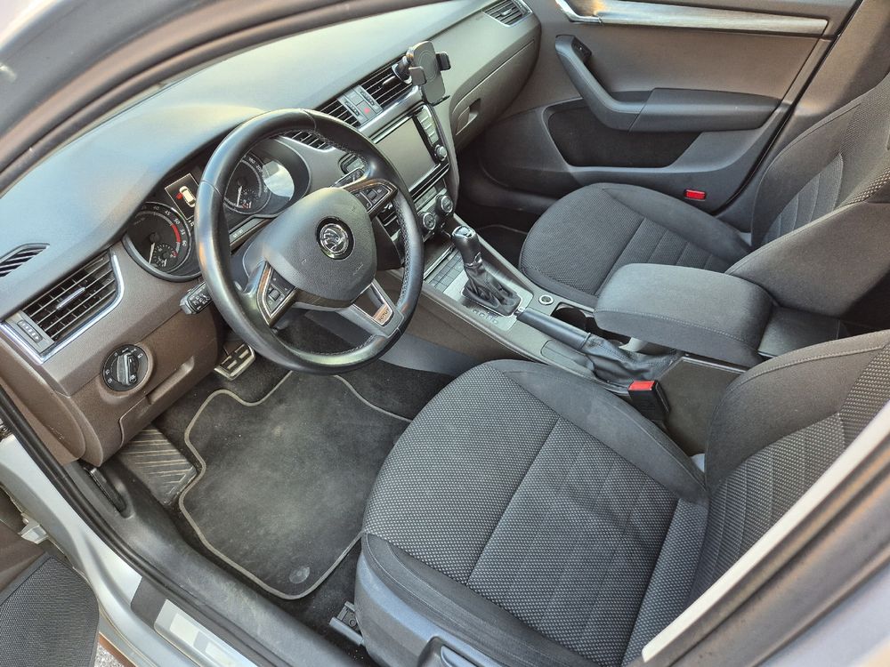 Skoda Automobili: Skoda Octavia Scout 4x4 Diesel – Usato da Landquart venduto da inf_5ypx 3
