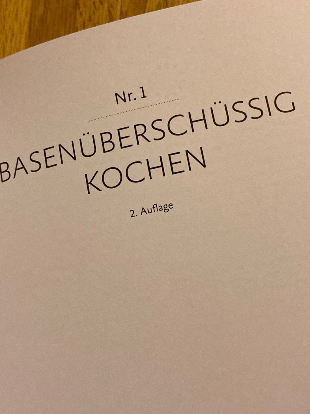 Libri: Kochbuch / BASENÜBERSCHÜSSIG KOCHEN - vegan – Nuovo (secondo la descrizione) da Baar venduto da sonnenschein076 1