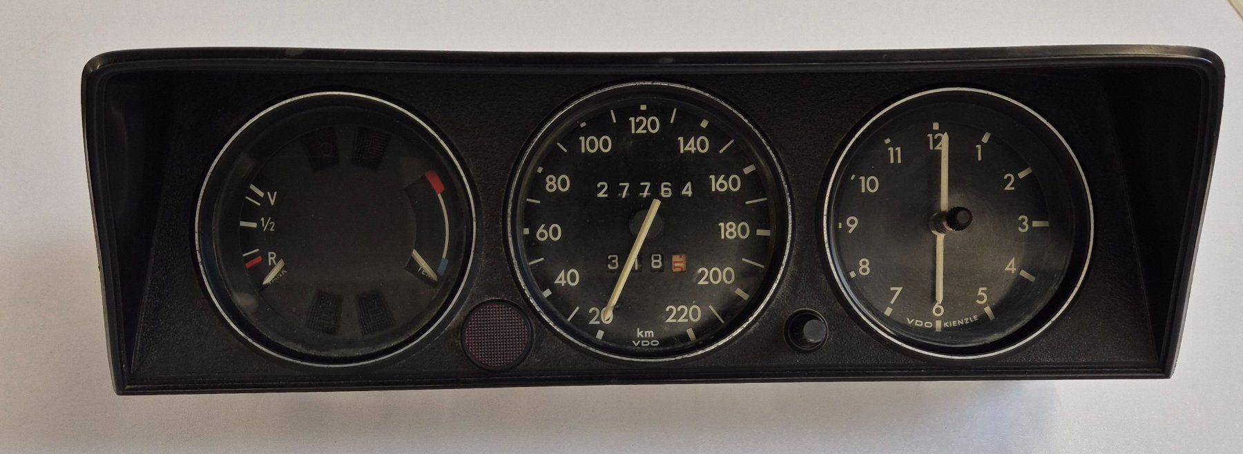 BMW Tutti pezzi di ricambio auto: BMW 2002 Tacho – Usato da Bremgarten AG venduto da Osella5