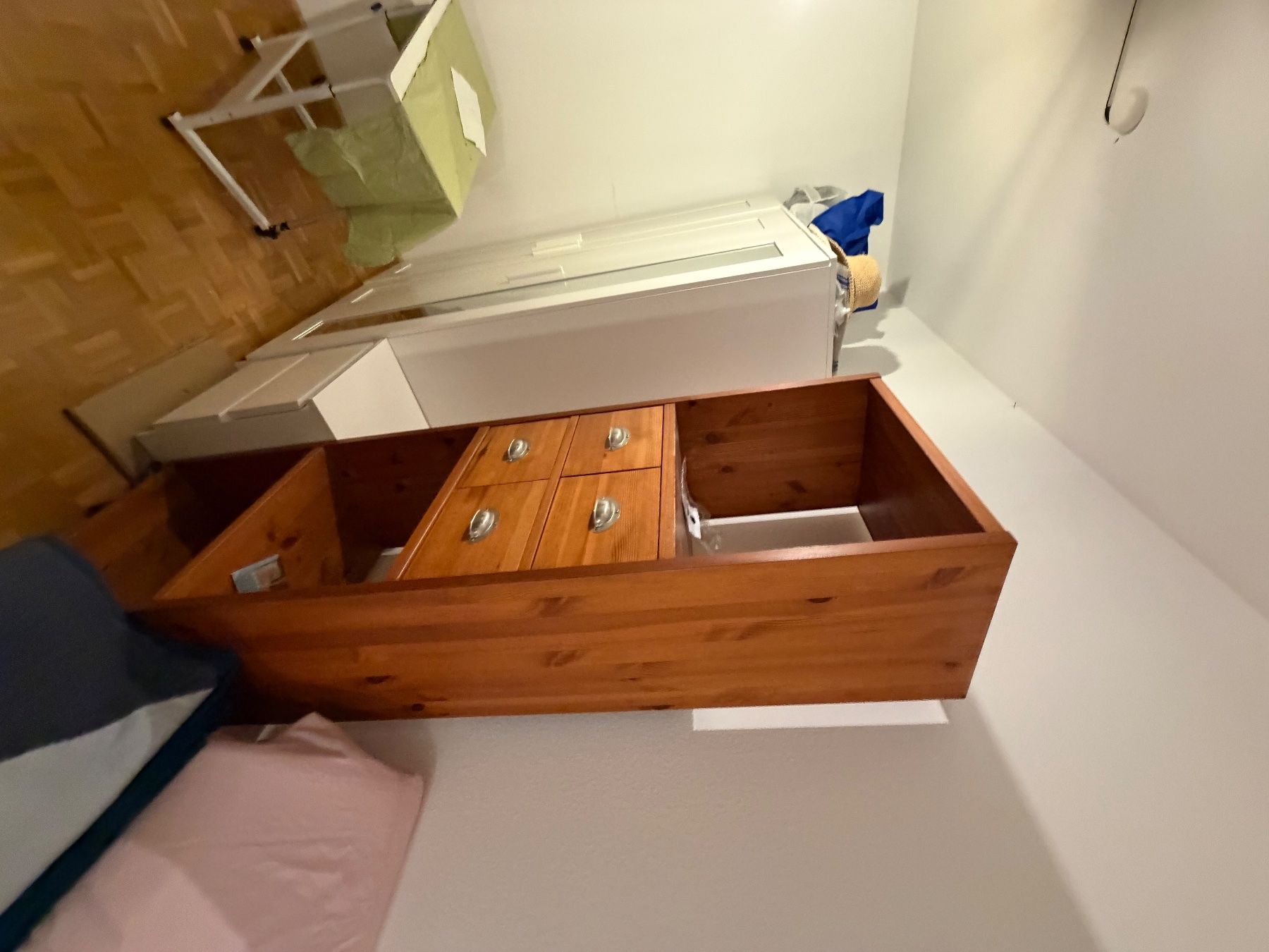 Schränke: Schrank Schublade mit Räder – Gebraucht aus Oftringen von and_cq6j 1