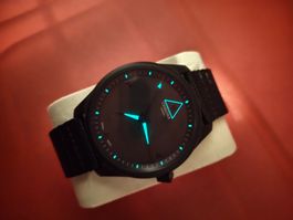 Uhr Trikona R3solute Swiss Made 🇨🇭 - gratis Versand
