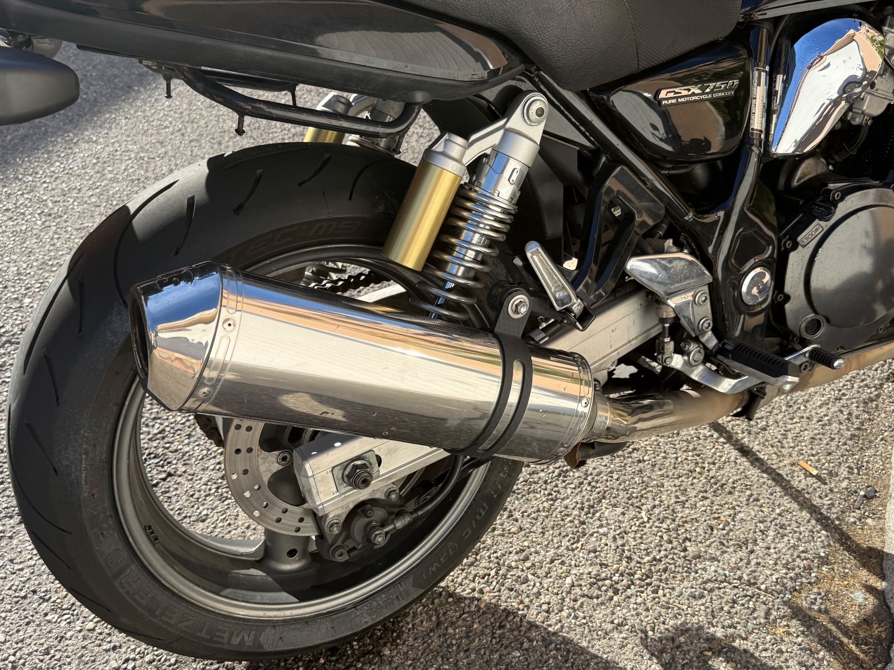 Suzuki Strasse: Moto Suzuki à vendre – Gebraucht aus Genève von joh_6qnz 6
