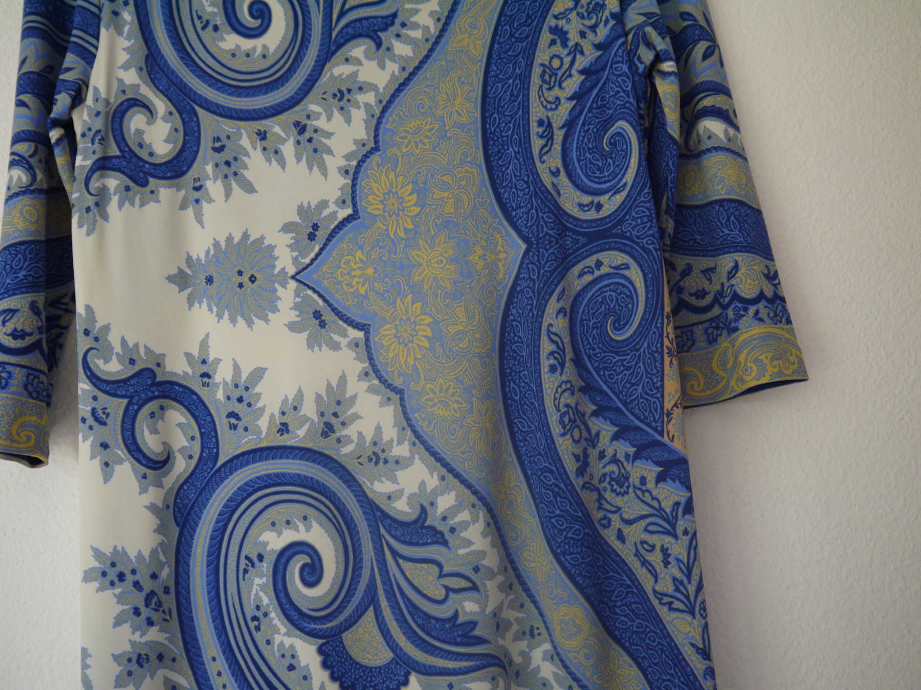 Etro Vestiti: ETRO Kleid, figurbetonend, Gr. It 42 – Usato da Hagendorn venduto da Blaf 3