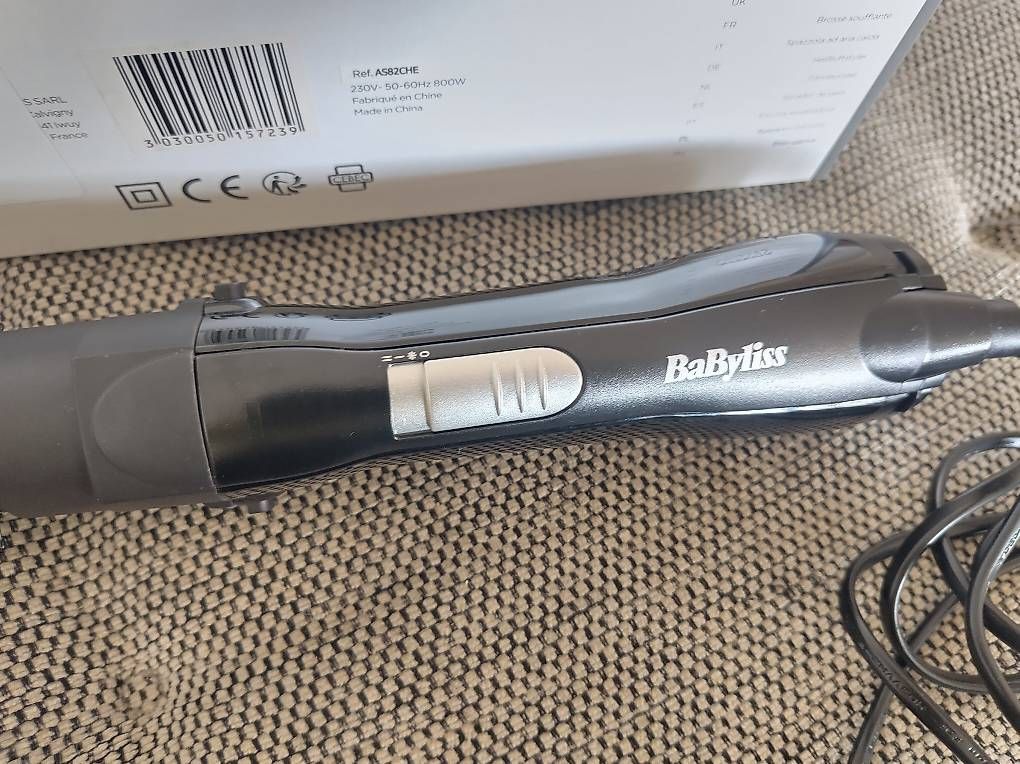 BaByliss Piastre & Arricciacapelli: Babyliss Warmluftbürste Shape Smooth AS82CHE – Usato da Wohlen AG venduto da gnabbr 1