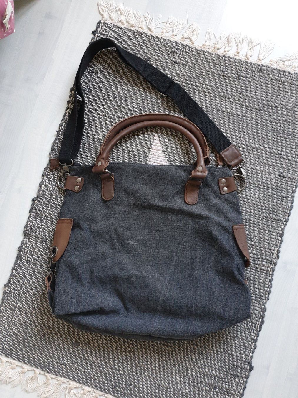 Taschen: NEU grosse Shopper Tasche grau mit Stern – Neu (gemäss Beschreibung) aus Lohn SH von Svalmi 1