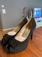 Pumps Samt schwarz Gr. 39