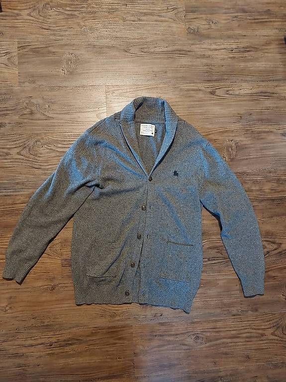 Vestes: Strickjacke XL - Jack&Jones – D'occasion à Urtenen-Schönbühl par alexaz