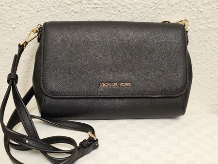 Michael Kors Crossbody Tasche – Schwarz – Neu – Goldene Deta